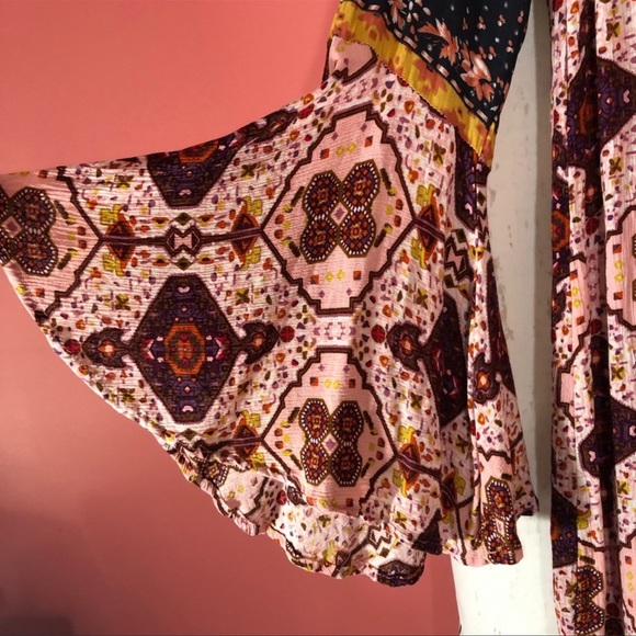 UMGEE Boho Bell Sleeve Multi Print Dress Size Small - Picture 7 of 11